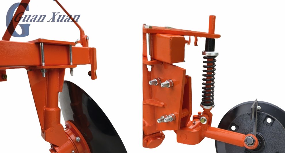 Technical points and precautions of straw burying and returning to the field
